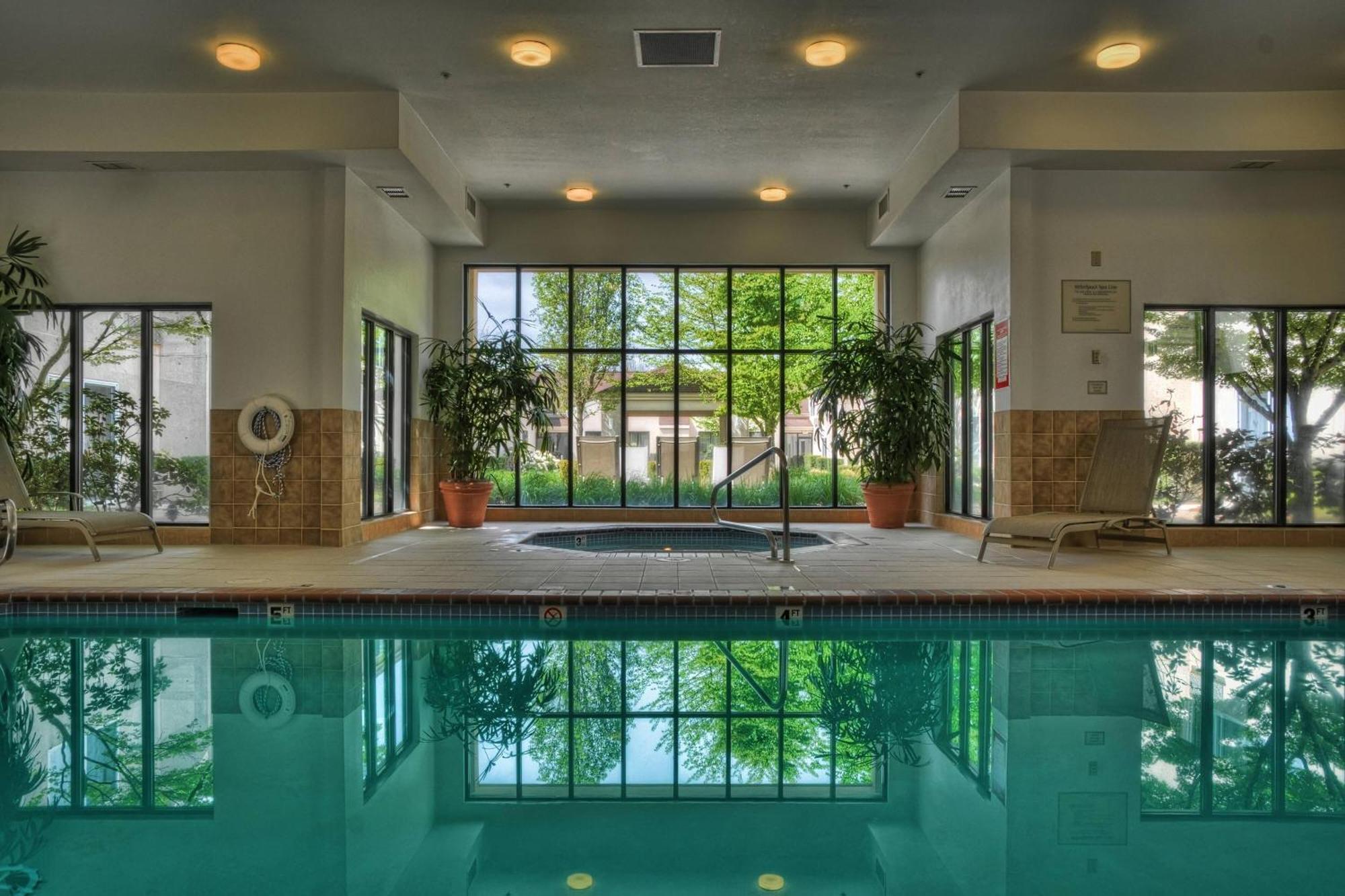 Courtyard By Marriott Eugene Springfield Hotel Ngoại thất bức ảnh